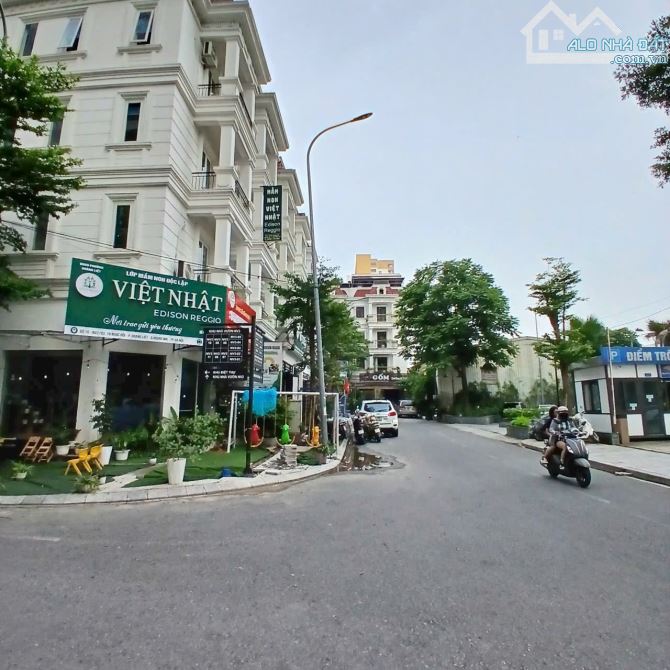 Bán liền kề Trần Thủ Độ 123m 5 tầng Mt 6.5m vỉa hè, kinh doanh 32 tỷ - 2