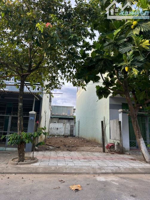 Bán đất mặt tiền Nguyễn Văn Tỵ, KDC Nam Cầu Cẩm Lệ - 100m2, Giá 3.75 tỉ tl