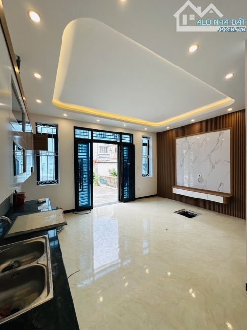 🏠 BÁN NHÀ MẬU LƯƠNG KIẾN HƯNG  40m HAI MẶT NGÕ,DÂN XÂY 5 TẦNG, THANG MÁY , VIEW HỒ