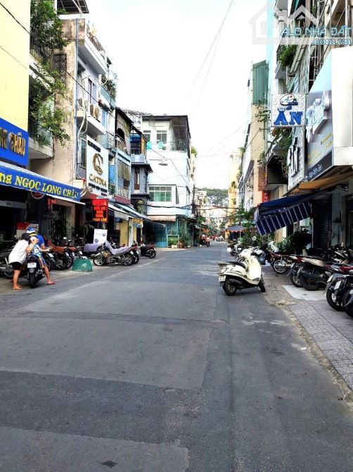 💥💥 CHỦ NGỘP, NGUYỄN ĐÌNH CHIỂU, QUẬN 3, 4 TẦNG, 3 PN, 42M2. GIÁ: 13 TỶ🔥🔥