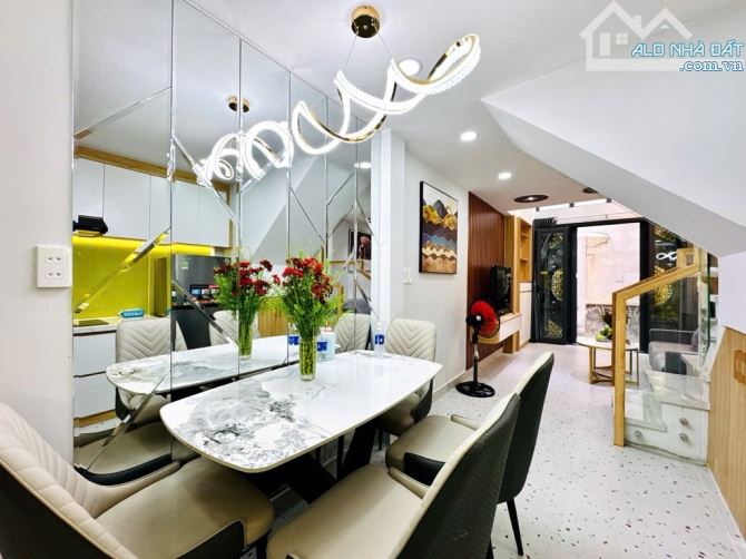 🌺🌺 MỚI TINH HOÀNG VĂN THỤ, 3 TẦNG, 3 PN, 27M2, VUÔNG VỨC. GIÁ: 5 TỶ🌺🌺