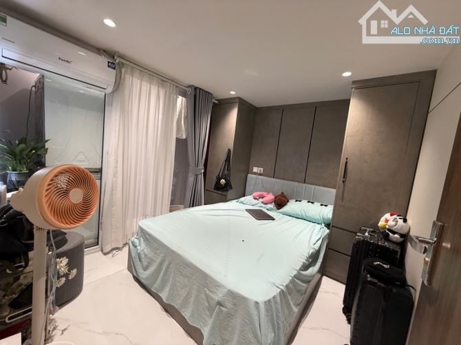 Tập Thể Chùa Láng, Đống Đa, Nhà Đẹp, Full Nội Thất, Ở Ngay, 65m2, 4.6 Tỷ