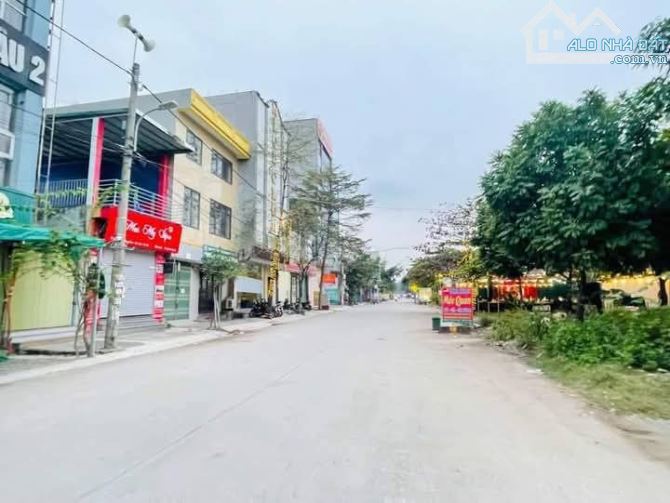 💥💥💥ĐẤT DỊCH VỤ TỔ 5 - LÀN 2 - ĐƯỜNG 6m, VỈA HÈ 3m - KINH DOANH MỌI LOẠI HÌNH - GIÁ 7x t