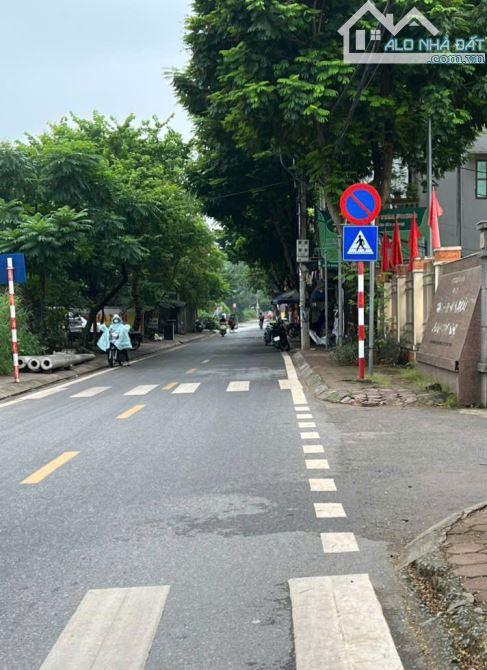 ĐÔNG NGẠC – BÁN ĐẤT MẶT NGÕ THÔNG - CÁCH Ô TÔ TRÁNH 20M- TIỆN ÍCH BẠT NGÀN.