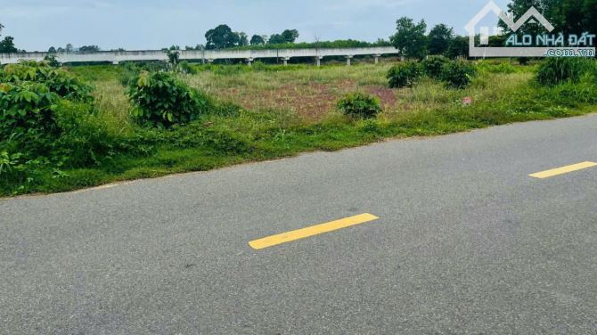 BÁN ĐẤT MẶT TIỀN XÃ PHƯỚC LONG THỌ - LONG ĐẤT.GIÁ 850TR ĐẦU TƯ  NHIỀU TIỀM NĂNG.GIÁ RẺ AN