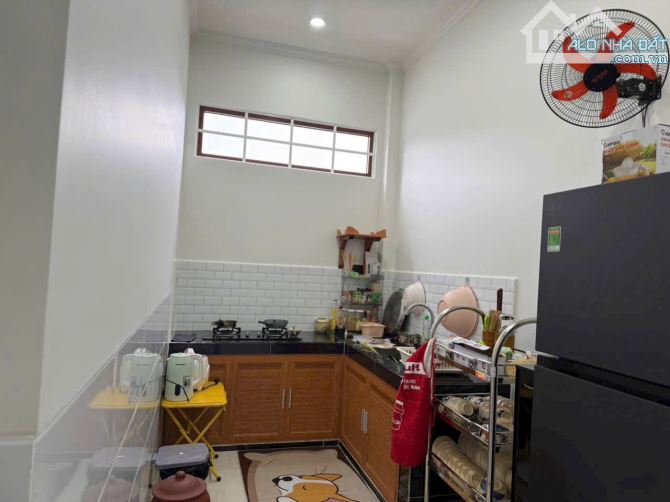 Nhánh đá mi đường chu văn an dân cư đông đúc