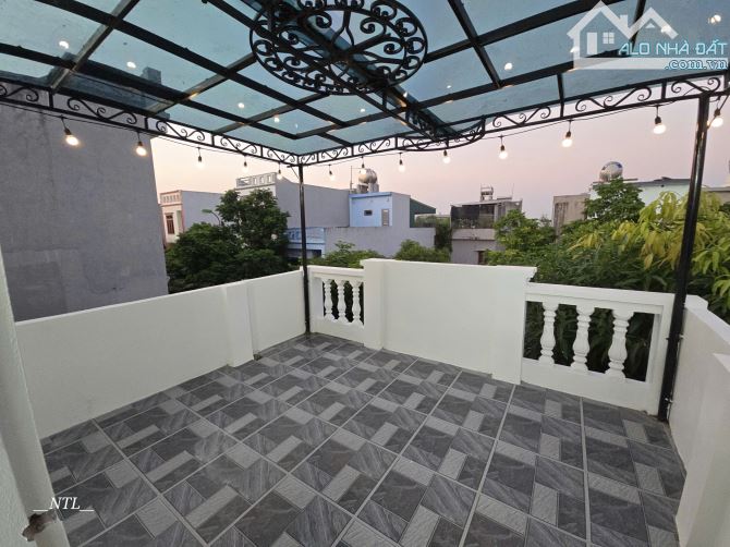 Bán nhà 3 tầng Tiền Phong dt 80m