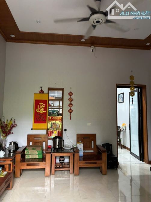 Chủ nhà cần tiền bán gấp nhà phố viên, đt 50m, Mt 4m giá 2.2 tỷ