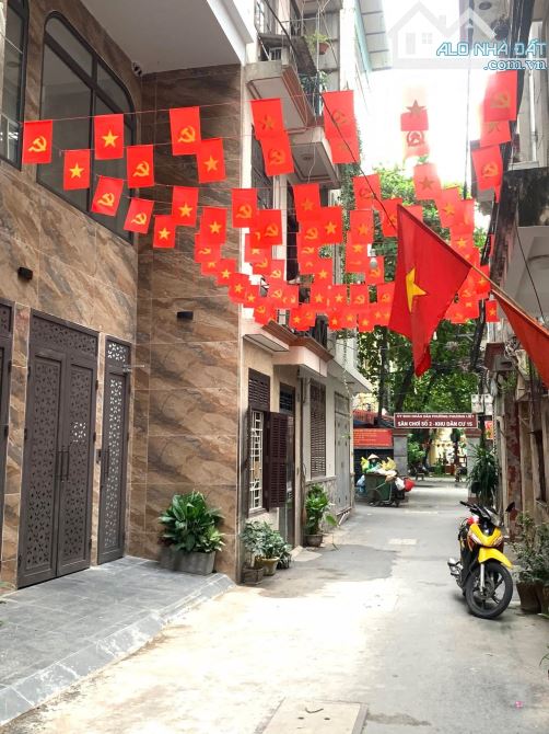 Siêu phẩm CHDV ô tô Nguyễn Văn Trỗi TX. 102m2 7 tầng 22 phòng 170 triệu tháng