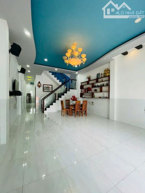 CHO THUÊ NHÀ TRỆT 1 LẦU RỘNG ĐẸP - FULL NỘI THẤT - KDC VĂN HOÁ TÂY ĐÔ - CÁI RĂNG - CẦN THƠ