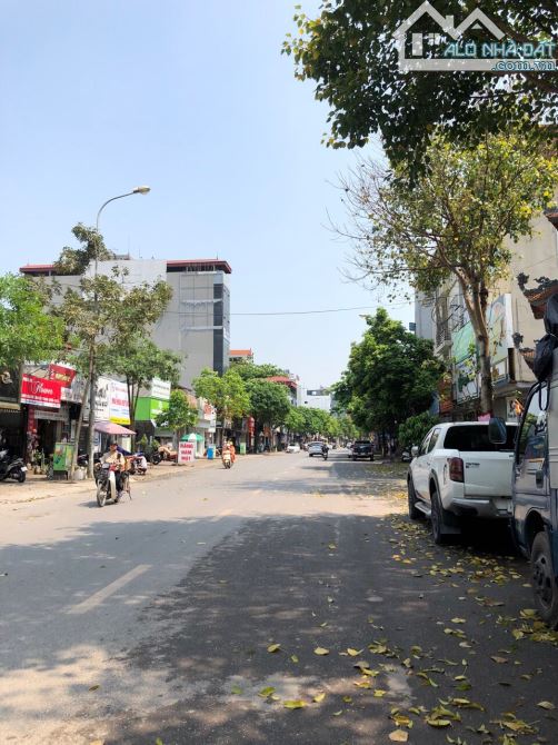 Bán Đất Trâu Qùy 44m Lô Góc - Ô Tô 7 Chỗ Chạy Thông Hàng Hiếm  , giá 7.3 tỷ có TL