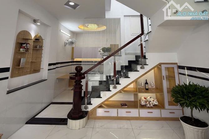 Bán nhà hẻm xe hơi, Trần Thánh Tông, Tân Bình, 32 m² (3.9m x 9m) - Giá 4.39 tỷ TL