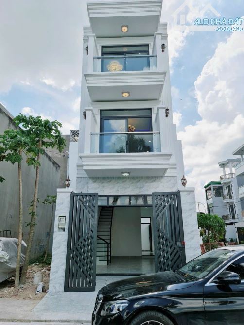 Bán nhà 1 xẹt Lò Lu , Trường Thạnh, Q9  - nhà 1 Trệt 2 Lầu gồm 4 PN 3 WC  - DT: 57m2 C