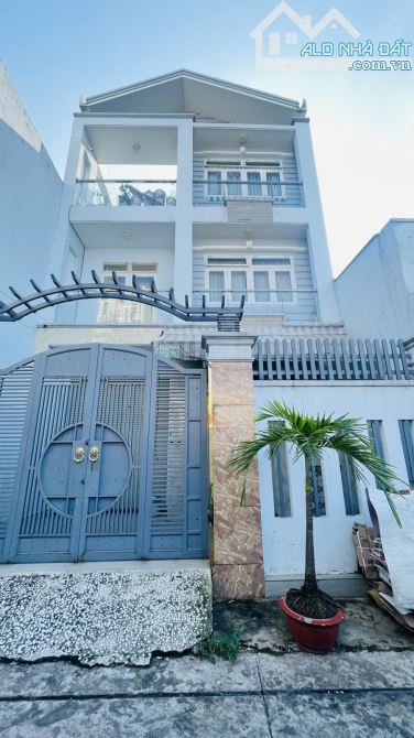 Bán Nhà Đẹp Hẻm Ô Tô Hương Lộ 2 Bình Tân, 64m2, Sổ A4 - 4.5 Tỷ TL