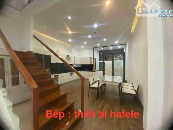 9X TỶ - CHÍNH CHỦ CẦN BÁN GẤP NHÀ 3 TẦNG QUẬN HẢI CHÂU - FULL NỘI THẤT NHẬP KHẨU