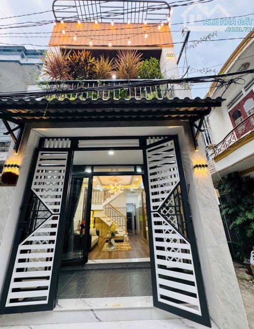 Nhà đẹp, hẻm ô tô Quang Trung, 3 phòng ngủ, 3.5x15m, ở hay cho thuê đều ngon