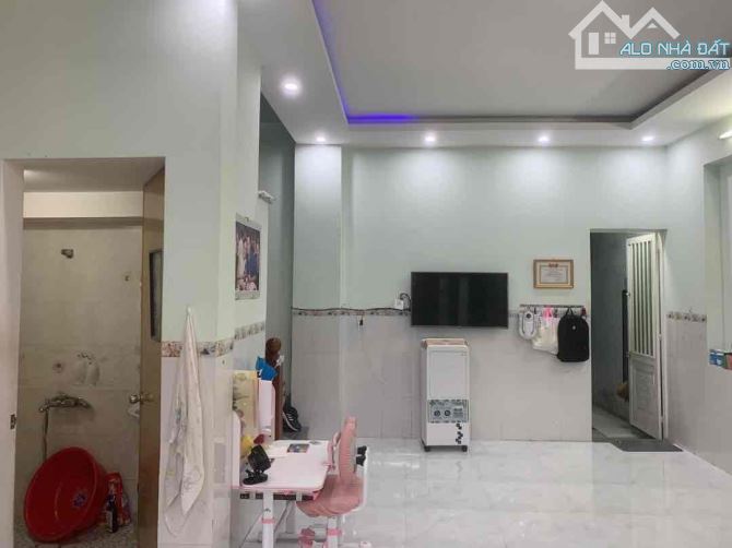 SIÊU RẺ NHÀ 2T_KIỆT OTO LÊ VĂN THỨ_GẦN BIỂN_DT 231M2_NGANG 7.3M_NHỈNH 13 TỶ