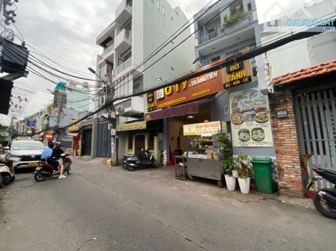 Bán nhà MT Nhiêu Tứ khu Phan Xích Long P7 Phú Nhuận, DT 6.5x22m CN 130m2, Giá 27.5 tỷ