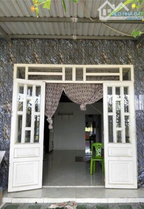 Bán nhà nằm 1 sẹc của Phan Văn Hớn-xã  Xuân Thới Thượng - Huyện Hóc Môn. DT100m2, giá 950t