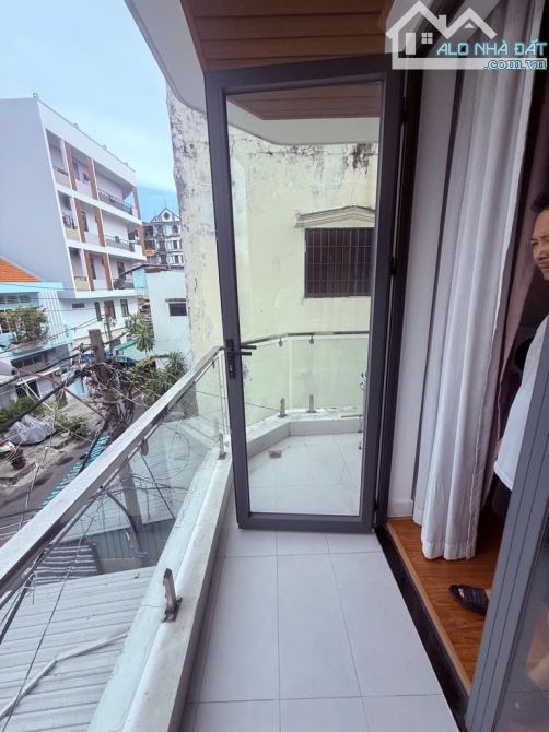🏠 CHỦ GIẢM SÂU!🥰CHỈ CÒN 7,7 TỶ 👉 GÓC MẶT TIỀN XE TẢI. HỒNG BÀNG. Q11- 31M2 (3.5x9)