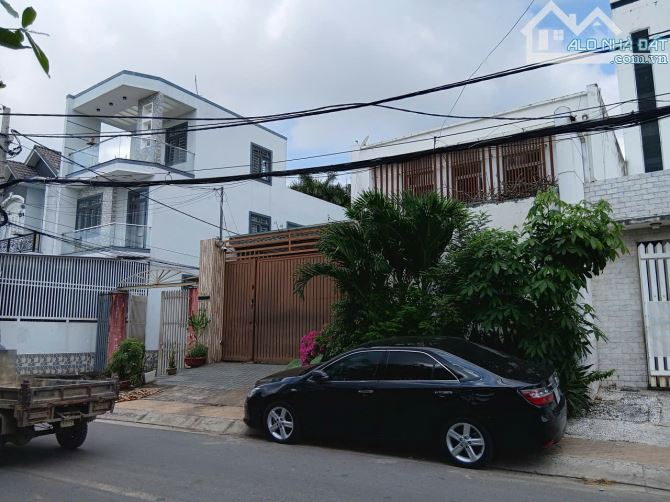 MTKD - Nhà 2 Tầng - DT: 350m2 - Đường Thông: Tô Ký - Lê Thị Hà - Bà Triệu - Song Hành.