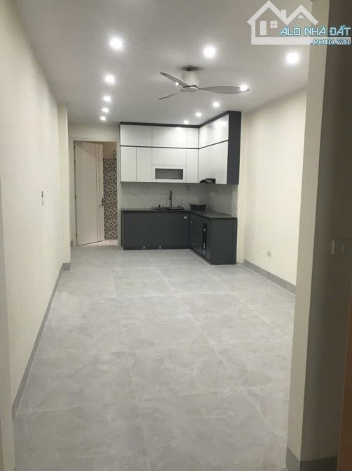BÁN NHÀ 5 TẦNG PHỐ NGÔ GIA TỰ - DT 70M - Ô TÔ - THANG MÁY - GIÁ 14.5 TỶ