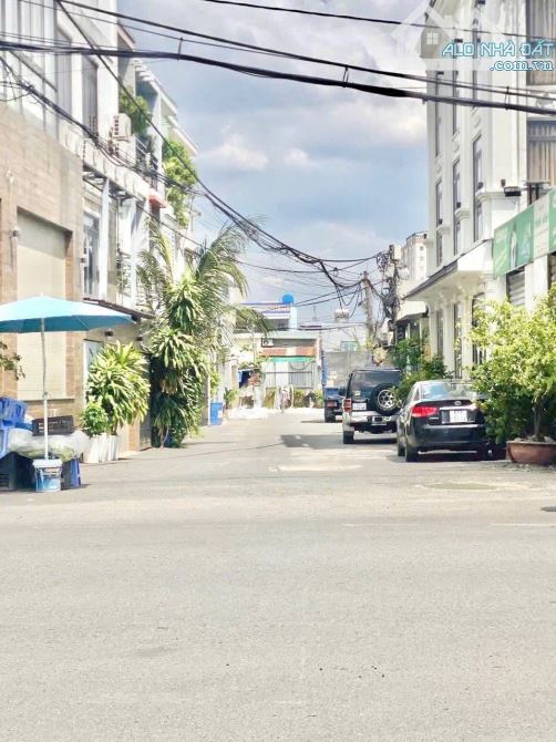 Bán đất Thạnh Lộc 19 Ngang 5m Ngay Chợ đường 8m cực đẹp