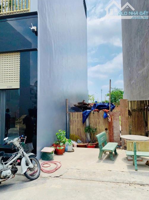 Đất cực đẹp Chính chủ cần bán lô đất để định cư nước ngoài. Giá còn thương lượng