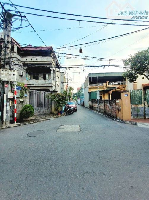 BÁN 43M² ĐẤT TẠI KIM SƠN – GIA LÂM, MT RỘNG- Ô TÔ TẢI VÀO NHÀ, GIÁ TỐT ĐẦU TƯ- DỄ RA HÀNG