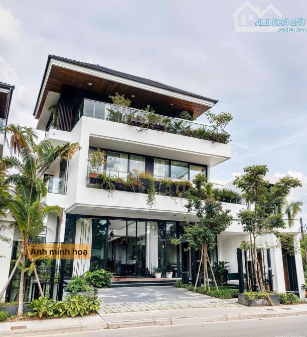 Bán căn Biệt Thự Ven Sông Hàn mặt tiền đường sát Lê Văn Duyệt Quận Sơn Trà với 288m đất