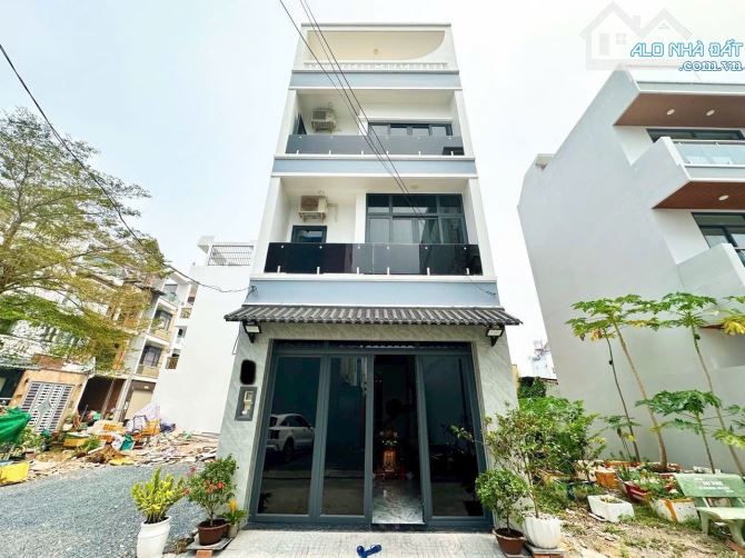 Bán nhà đẹp 4 tầng , đường nhựa 6m xe hơi tránh .Đào Tông Nguyên,Nhà Bè.Giá 6.15 tỷ.