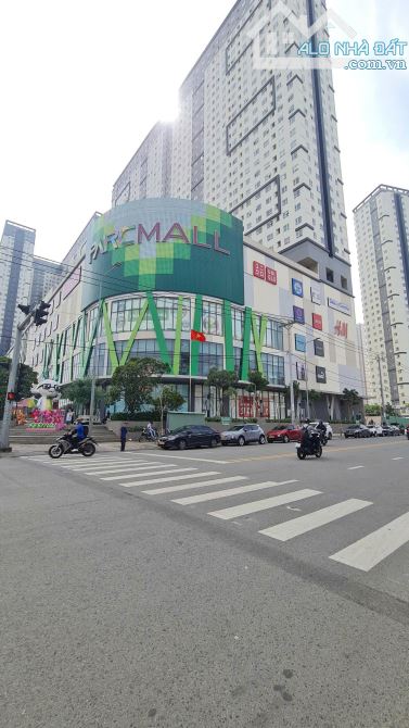 Cần bán toà nhà đang cho thuê căn hộ dv mặt tiền chính đường Cao Lỗ ngay Parc mall