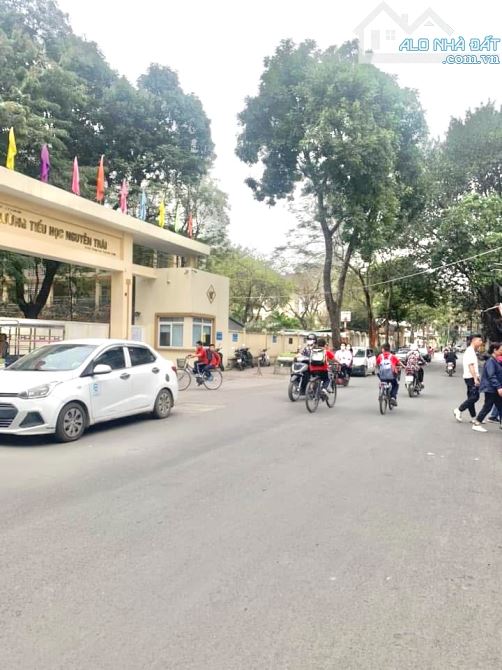 Mặt phố Khương Trung quận Thanh Xuân 91m2 MT6.8m-4 Tầng Ô Tô Tránh Xây Toà Văn Phòng Đẹp