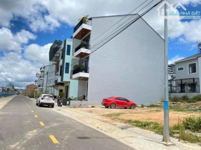 ✨ Đất Rộng 104m² Gần Hồ Xuân Hương – Thích Hợp Xây Khách Sạn, Căn Hộ Dịch Vụ