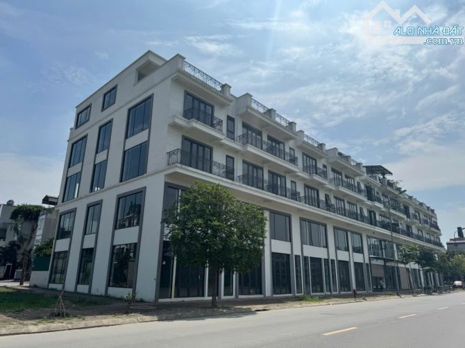 Mặt phố Nguyễn Mậu Tài, Liền kề Metro Politans, vỉa hè đường 25m 80m2 - MT 5m