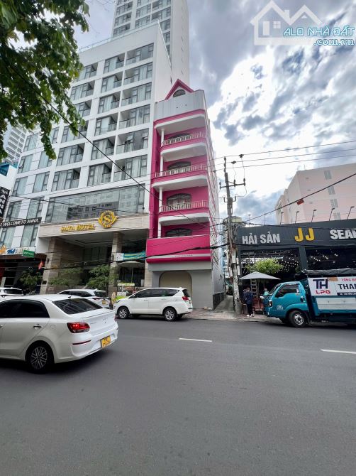 BÁN NHÀ 6 TẦNG MẶT TIỀN NGUYỄN THIỆN THUẬT, GẦN NGUYỄN THỊ MINH KHAI, CÁCH BIỂN chỉ 350 m