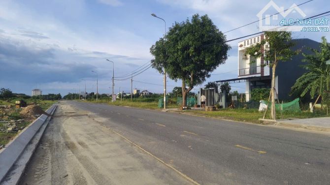 BÁN ĐẤT ĐƯỜNG 10M5 GIÁ CHỈ BẰNG ĐẤT ĐƯỜNG 7M5 KHU HÒA XUÂN