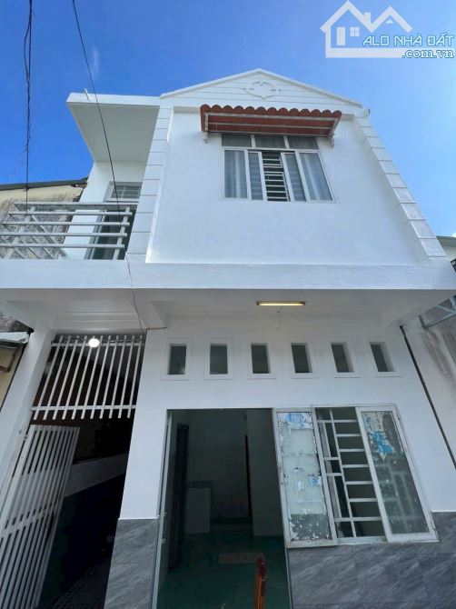 Phòng mặt tiền hẻm cạnh kdc Đại Ngân