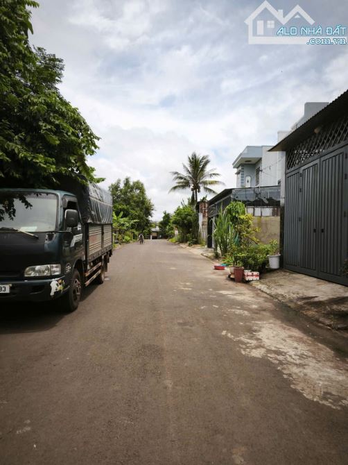 Bán đất hẻm 99 Y Nuê, ngay chợ Y Nuê , BMT