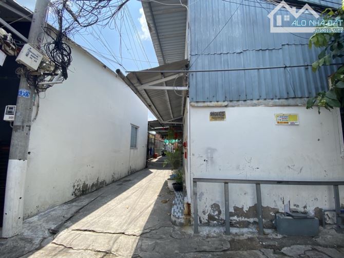 Bán đất xây CHDV 270M2, hẻm 300 Nguyễn Văn Linh, 4x42m2, tiện xây CHDV, 7 tỷ 5