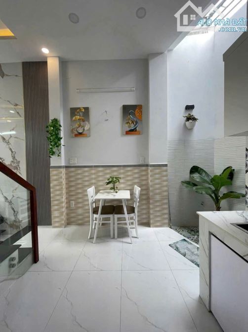 🚚 HẺM XE TẢI - GẦN GA METRO P HIỆP PHÚ 2 TẦNG BÊ TÔNG CỐP THÉP DIỆN TÍCH THỰC TẾ 50 M²