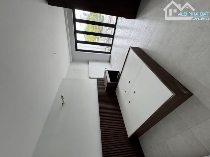 NHÀ 3 TẦNG 22 PHÒNG FULL KHÁCH – DOANH THU 200TR/THÁNG – NGUYỄN TRỌNG TUYỂN