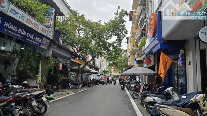 Bán Nhà Mặt Phố Ngõ Trạm Hàng Da Hoàn Kiếm 71m2-7T MT4,6m Vỉa Hè 68 Tỷ Có Thương Lượng.