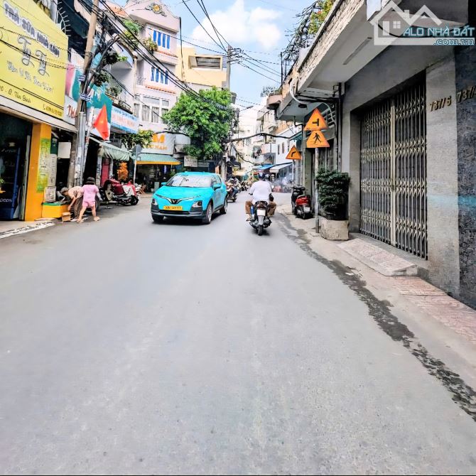 BÁN NHANH  NHÀ C4 LẠC LONG QUÂN, TÂN BÌNH  HẺM XE HƠI 5M CĂN GÓC GIÁ TỐ, 6 TỶ NHỈNH
