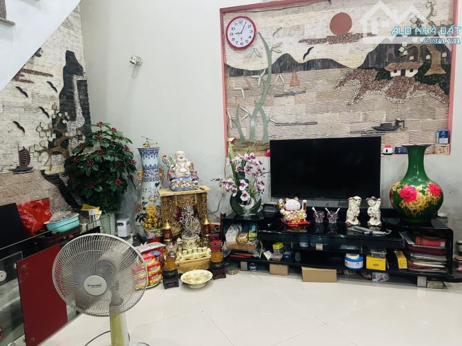 Gần phố Thanh Nhàn, gần ôtô, dẫn xây đẹp mặt tiền rộng 36m2 hơn 7 tỷ