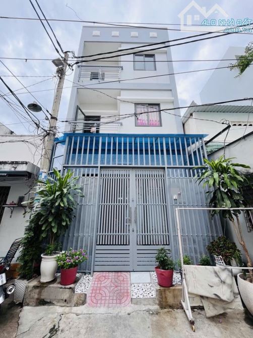 BÁN NHÀ ĐẸP 3 TẦNG 67M2 HẺM 135 TÂN HÒA ĐÔNG PHƯỜNG 14 QUẬN 6 CHỈ 6,3 TỶ TL