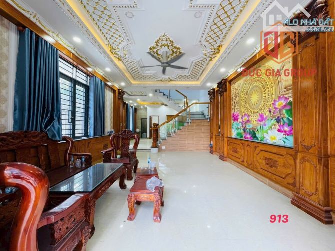 Cho thuê biệt thự mới đẹp góc 2 mặt tiền khu dân cư Bửu Long