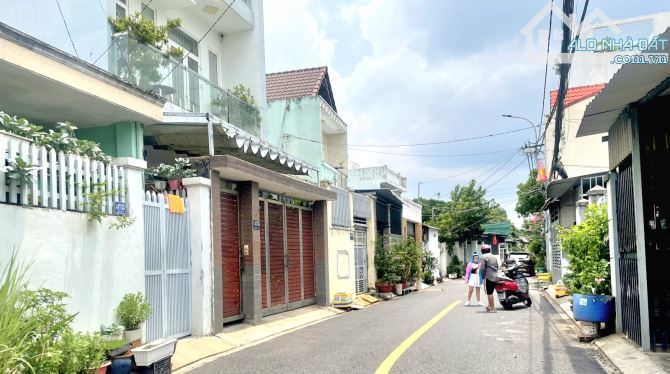 BÁN NHÀ 204M², NGANG 10M, TÂN LẬP 2 QUẬN 9 gần LÊ VĂN VIỆT