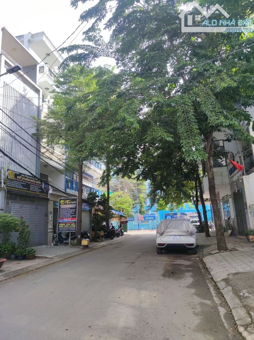 Bán nhà Phạm Văn Chiêu, P.14, Gò Vấp, 60m² (4 x 15), 5 tầng có lửng, hẻm 8m, 9.5 tỷ