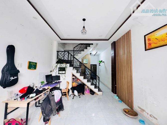 💥💥KIỆT 5m OTO,NHÀ 2 TẦNG TÔN ĐẢN, TT CẨM LỆ-GIÁ CHƯA ĐẾN 4Tỷ